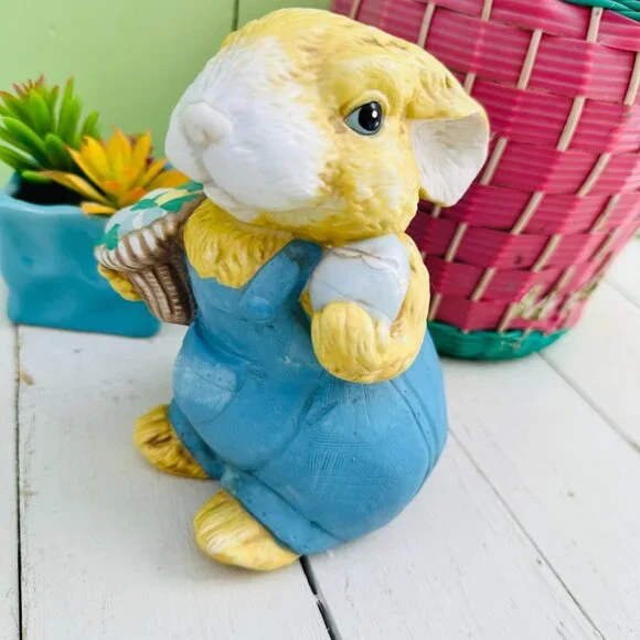 Vintage Large Easter Bunny Statue, Easter Decor, Rabbit Statue, Farmhouse Easter - Picture 7 of 9